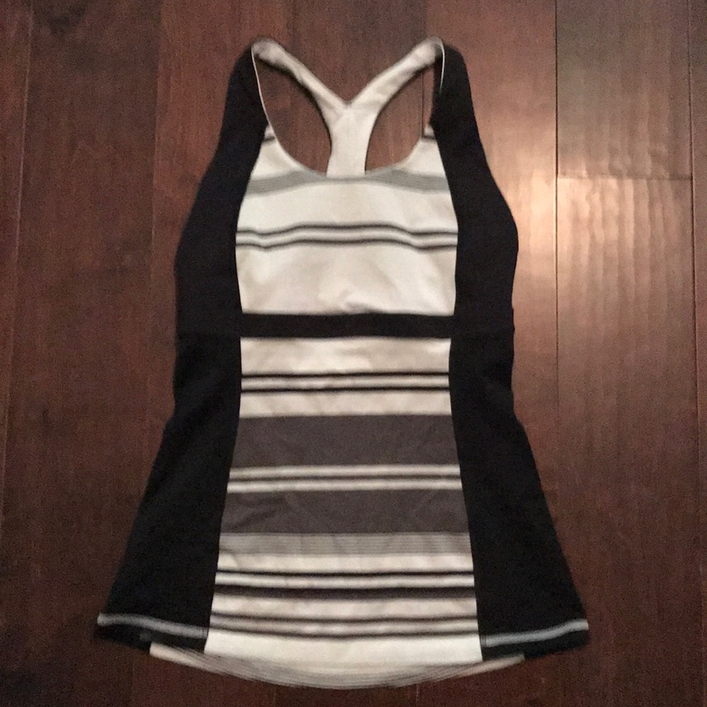 Lululemon tank